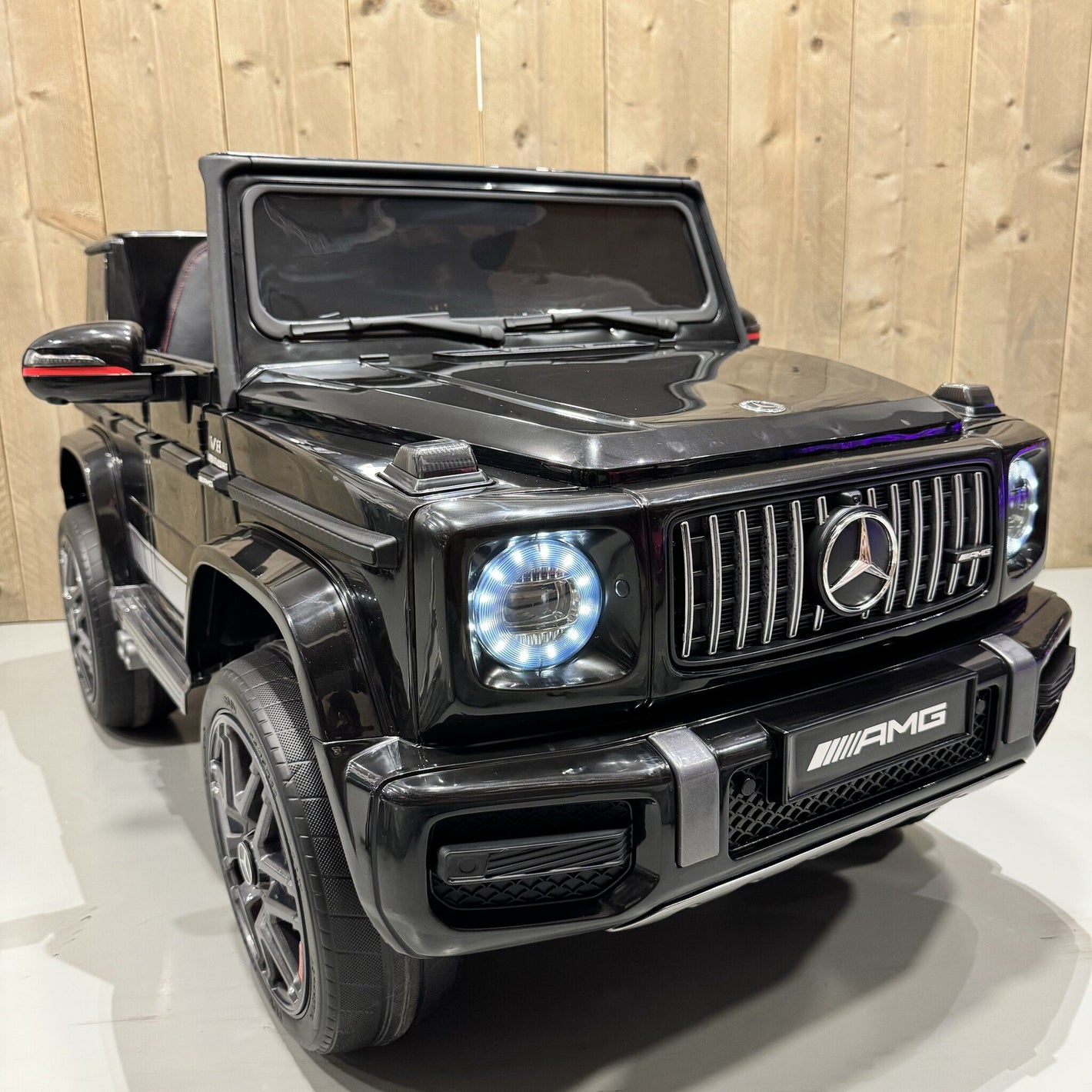 Mercedes G63 AMG 24V - XL | Elektrische Kinderauto - Zwart
