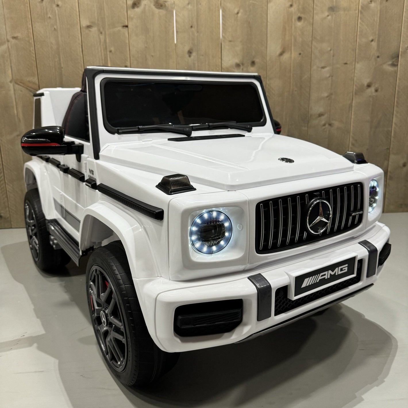 Mercedes G63 AMG 24V - XL | Elektrische Kinderauto - Wit