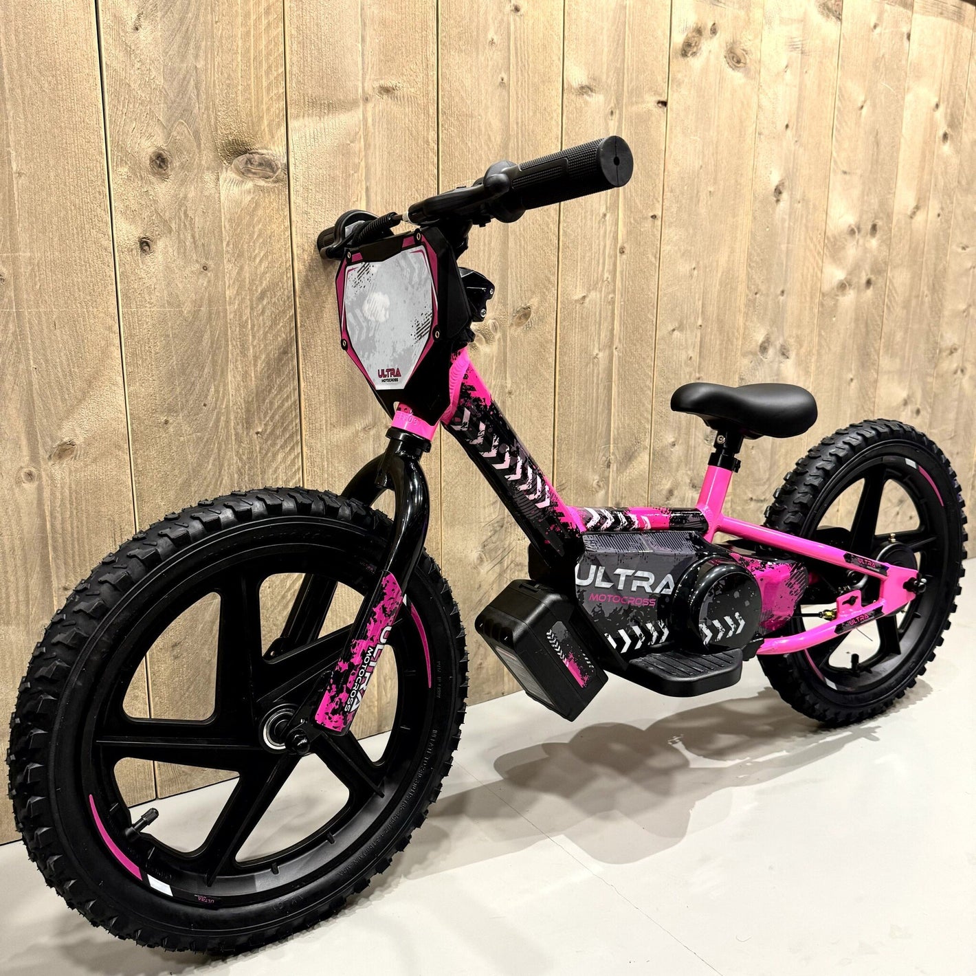 Carkiddo | Elektrische Loopfiets 16 inch - Roze